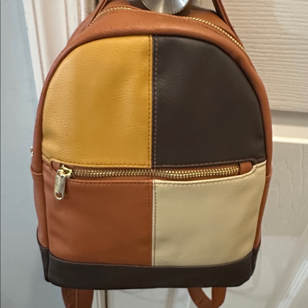 Patchwork Leather Backpack 🎒 - Picture 8 of 8